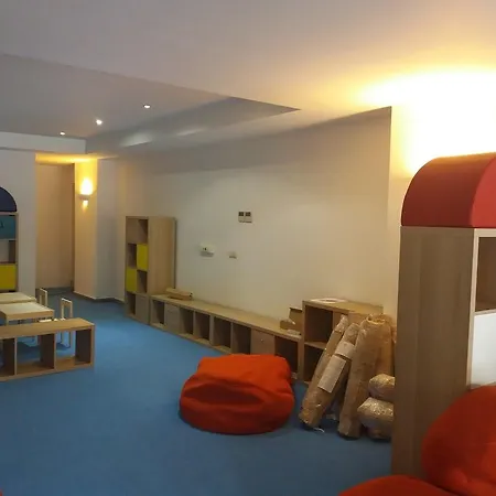 Resort & 5*